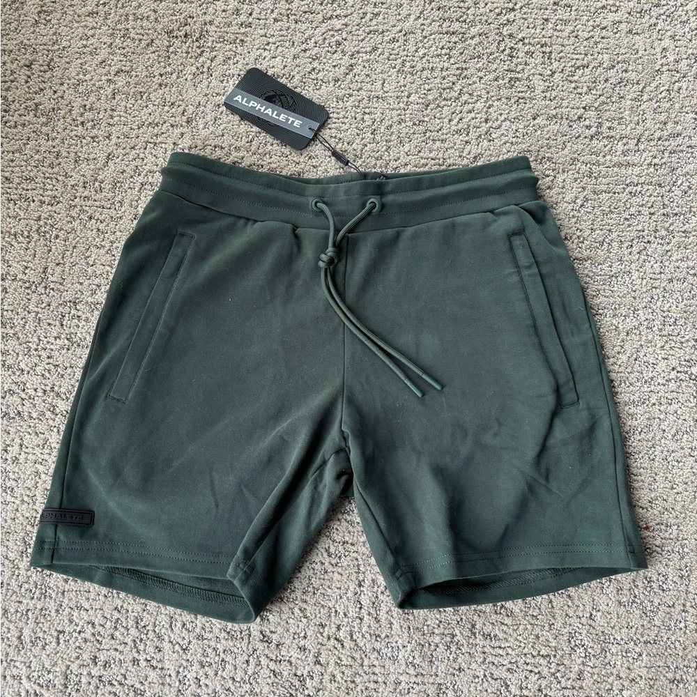 Alphalete Men’s IDENTITY SHORT 6”